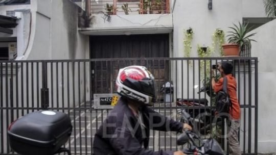 Polisi Temukan Dua Bom Molotov di Rumah Wakil Ketua KPK