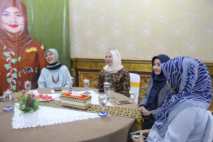 Wagub Chusnunia Chalim Ajak Alumni UI Ikut Membangun Lampung