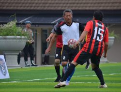 Pertandingan Persahabatan Peresmian Mini Soccer, Polda Lampung Libas Insan Pers Senior 3-1