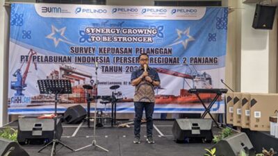 General Manager (GM) PT Pelabuhan Indonesia Regional 2 Panjang Adi Sugiri di acara survei kepuasan pelangga, Jumat (2/12/2022).