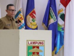 Sekdaprov Lampung Sampaikan Jawaban Gubernur atas Pandangan Umun Fraksi DPRDtentang Tiga Raperda