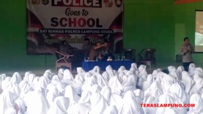 Suasana penyuluhan hukum yang dilakukan oleh Polres Lampung Utara di SMAN 3 Kotabumi, Senin (19/9/2023).